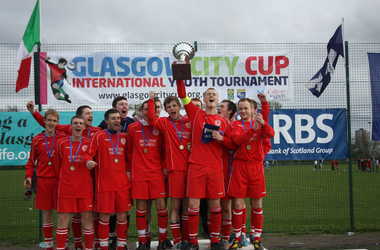 Campsie Black Watch 19s Winners Easter 2011